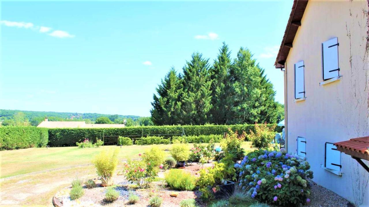 Bed and Breakfast La Salamandre De Chazelles 16 Екстер'єр фото