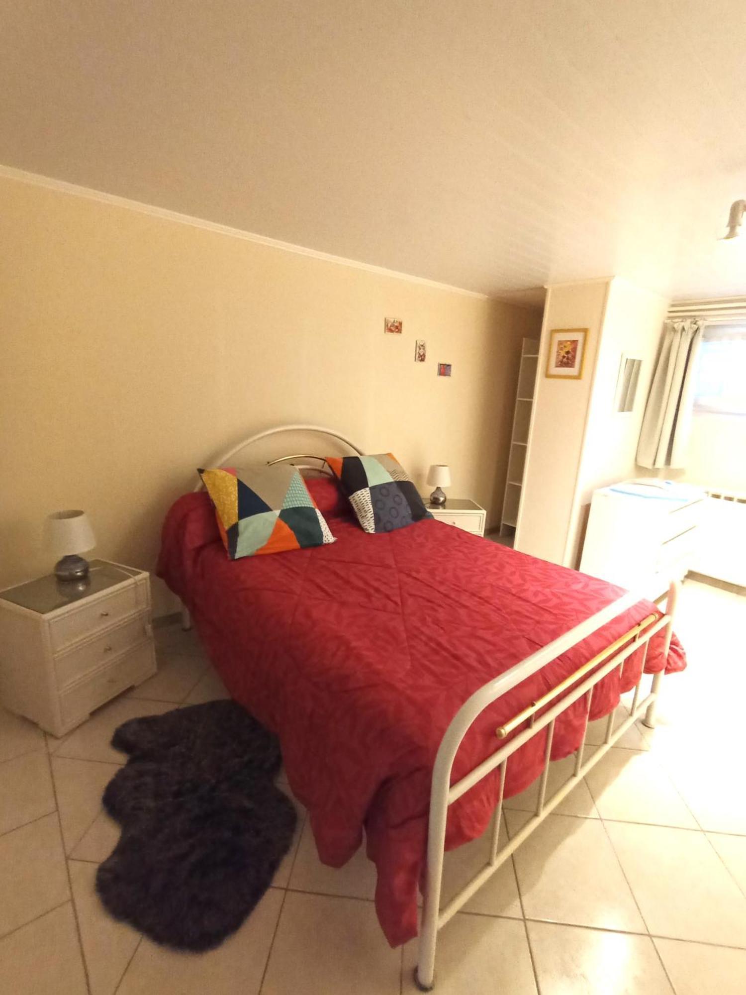 Bed and Breakfast La Salamandre De Chazelles 16 Екстер'єр фото
